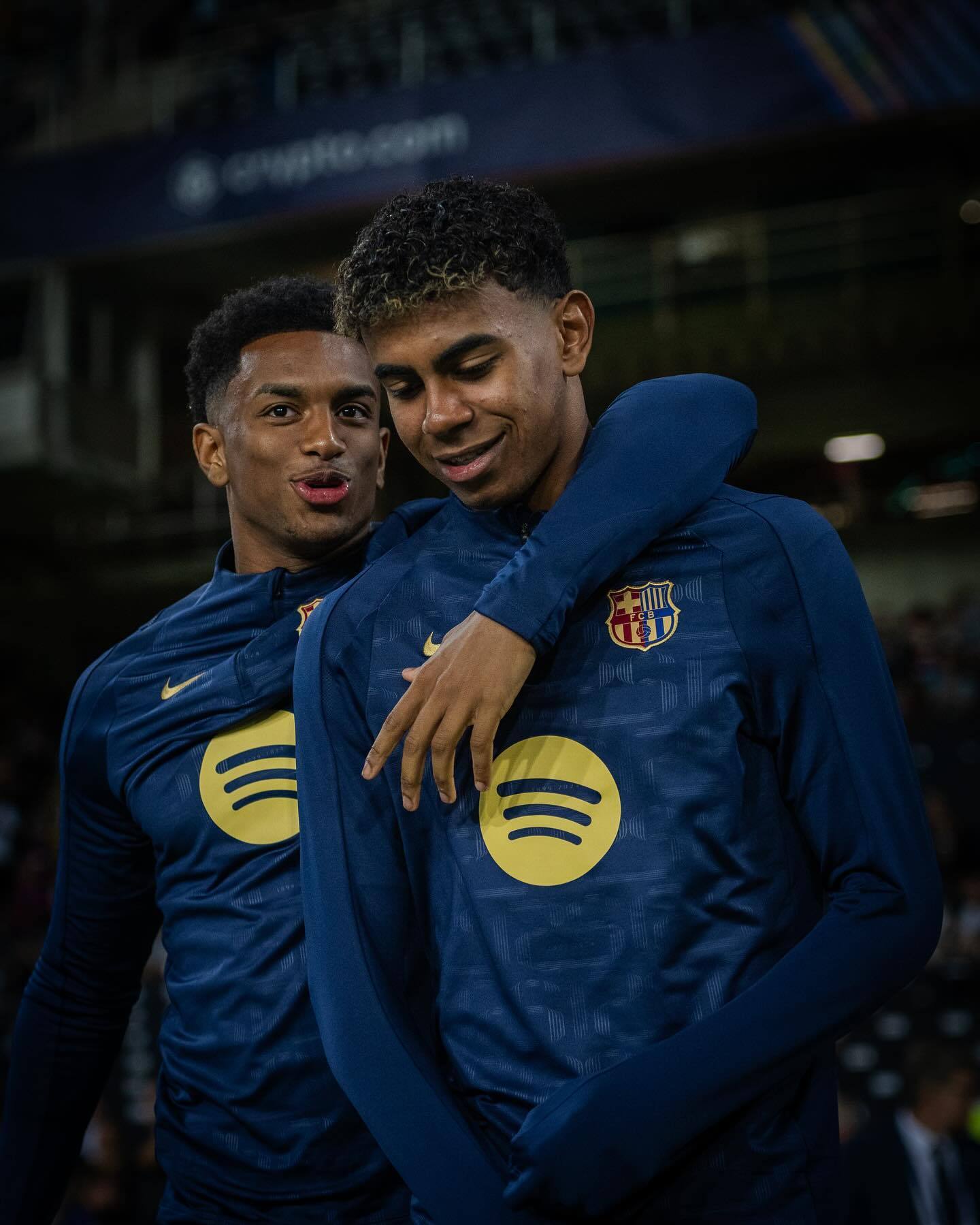 法国爆冷荷兰,莱万爆发神勇的简单介绍 法国爆冷荷兰,莱万爆发神勇的简单介绍