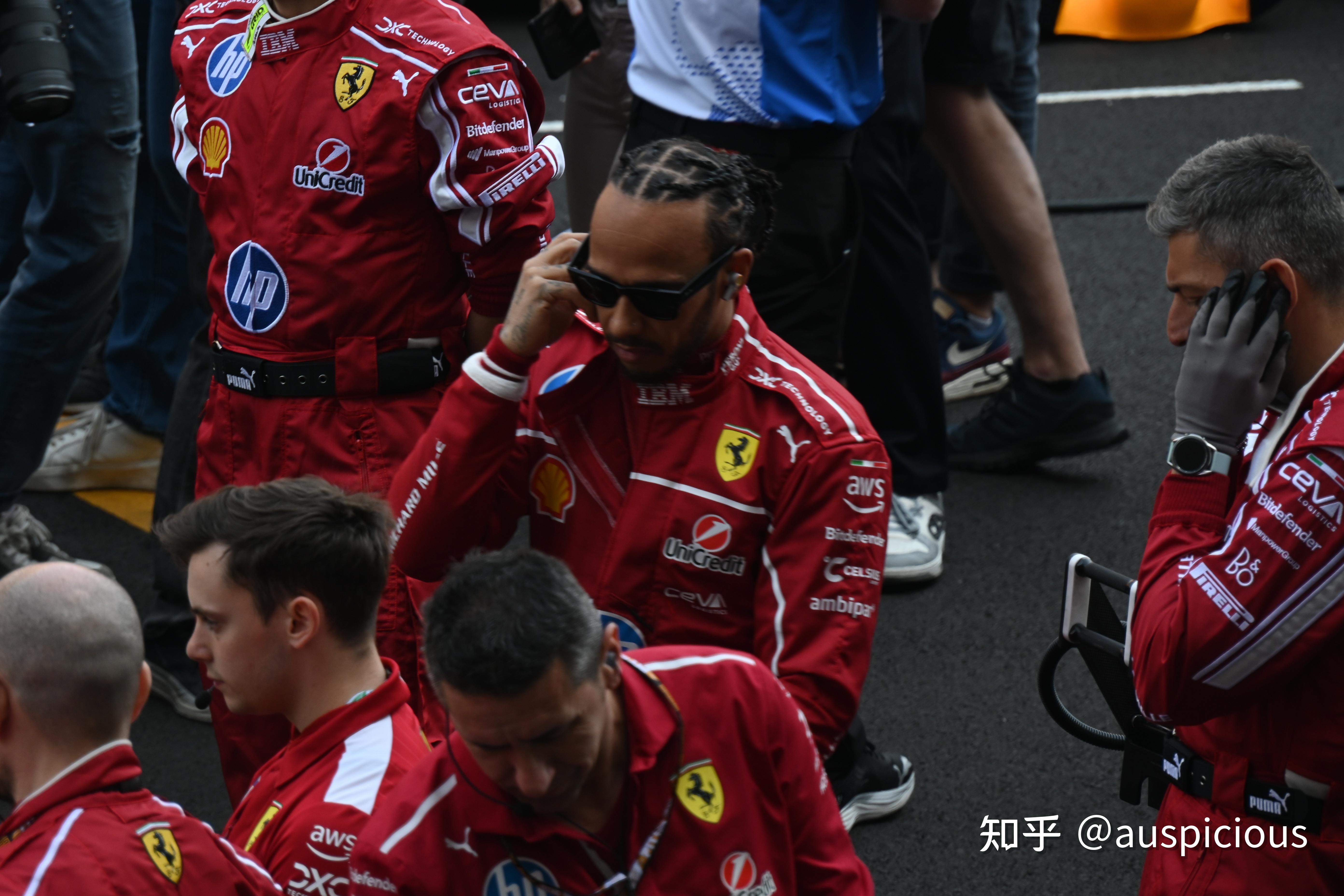 阿斯顿马丁绝杀红牛车队，汉密尔顿惊艳四座的简单介绍