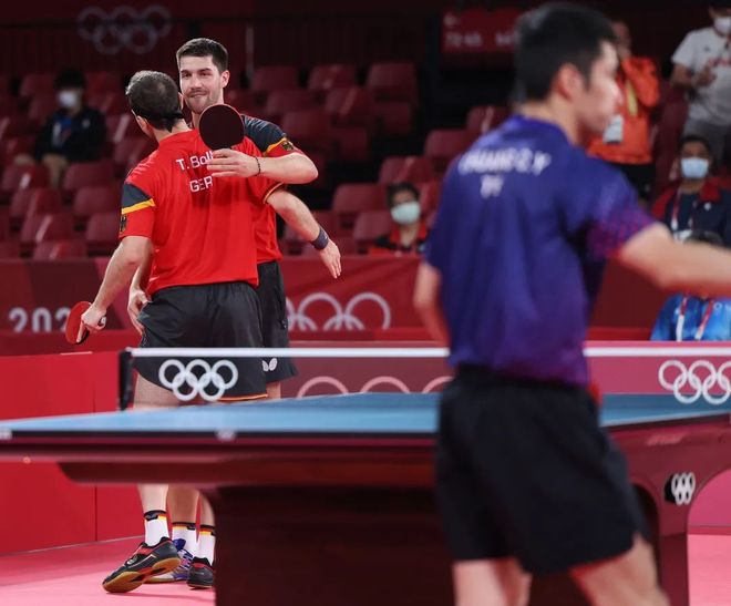 瑞典队轻取日本队,波尔关键制胜 瑞典队轻取日本队,波尔关键制胜