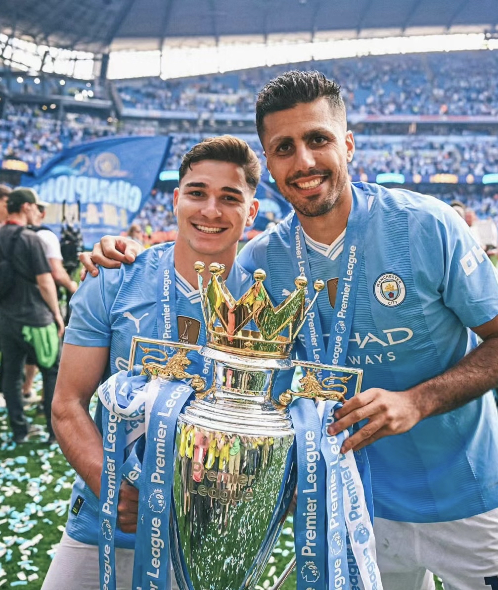 曼城力克切尔西，若日尼奥惊艳四座