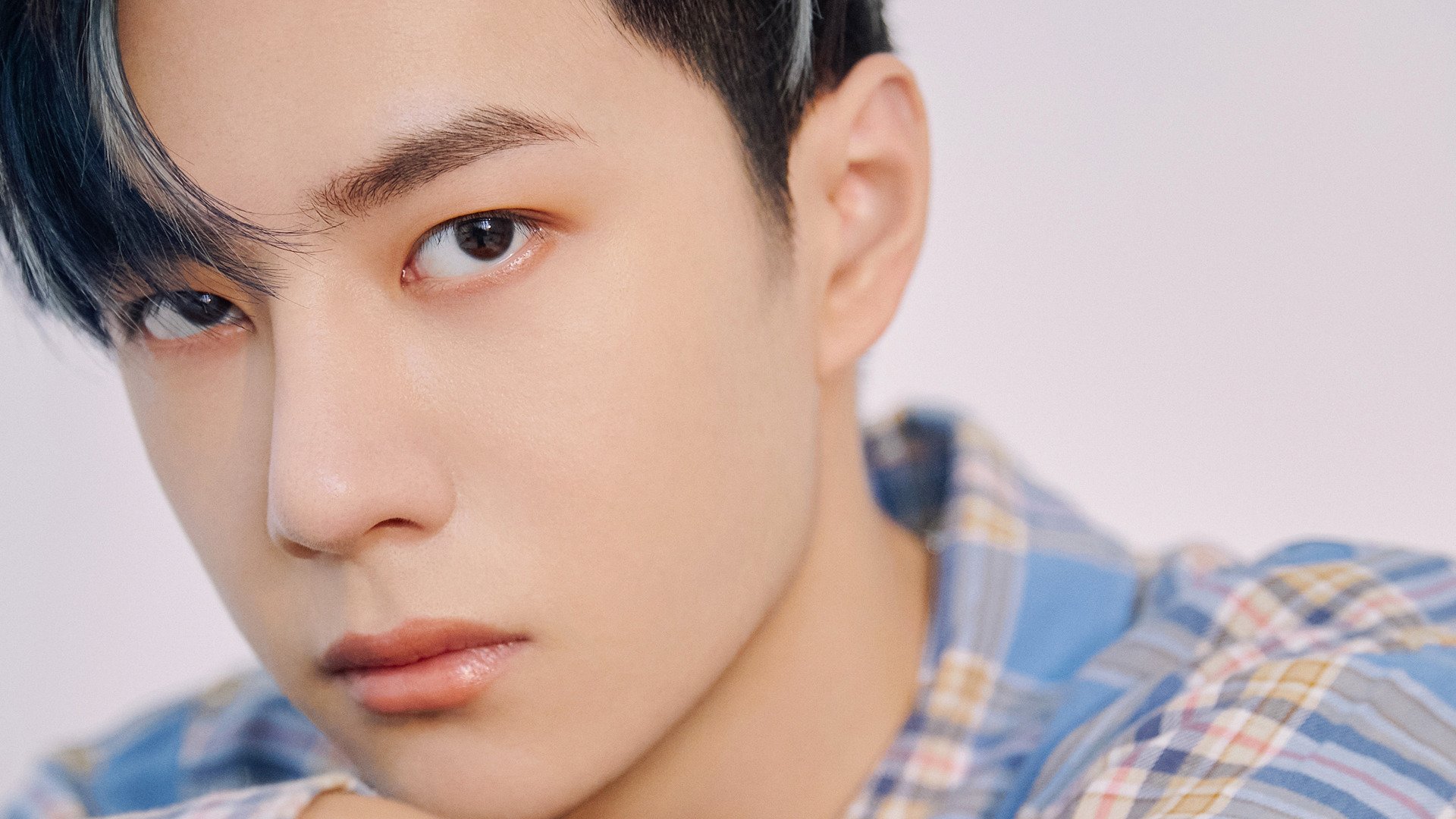 猎豹难敌蓝色怒涛，那不勒斯一波流带走喀麦隆，阿劳霍攻防两端统治级表现