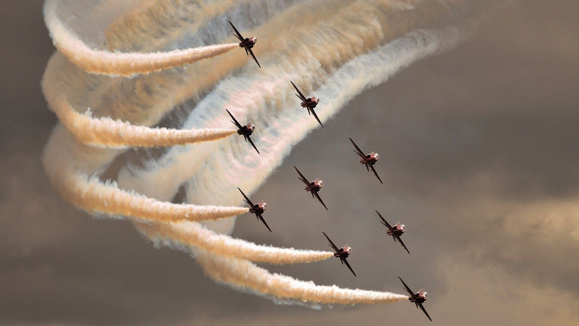 改朝换代之夜,当哈利伯顿的魔法撕碎绿军铁幕