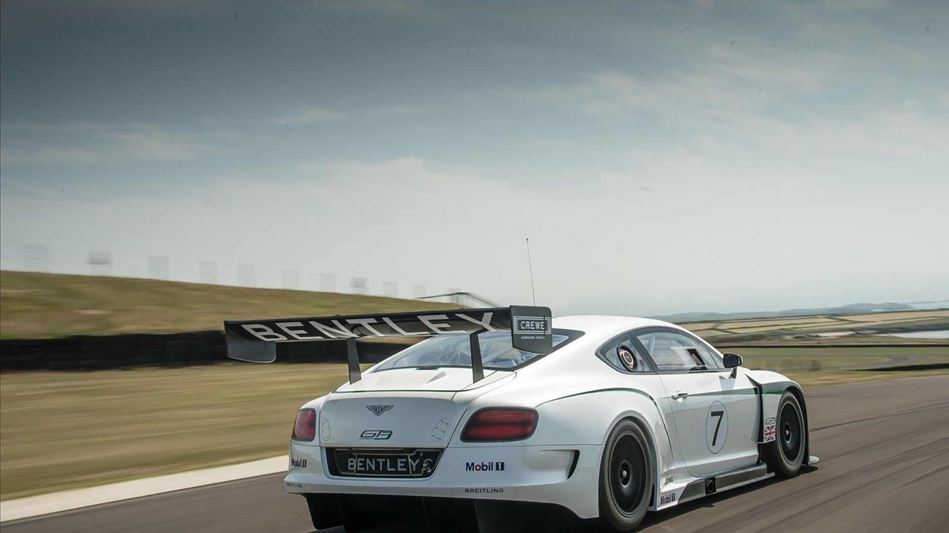 教科书之外的非典型英雄,萨卡如何用错误方式终结乌拉圭神话