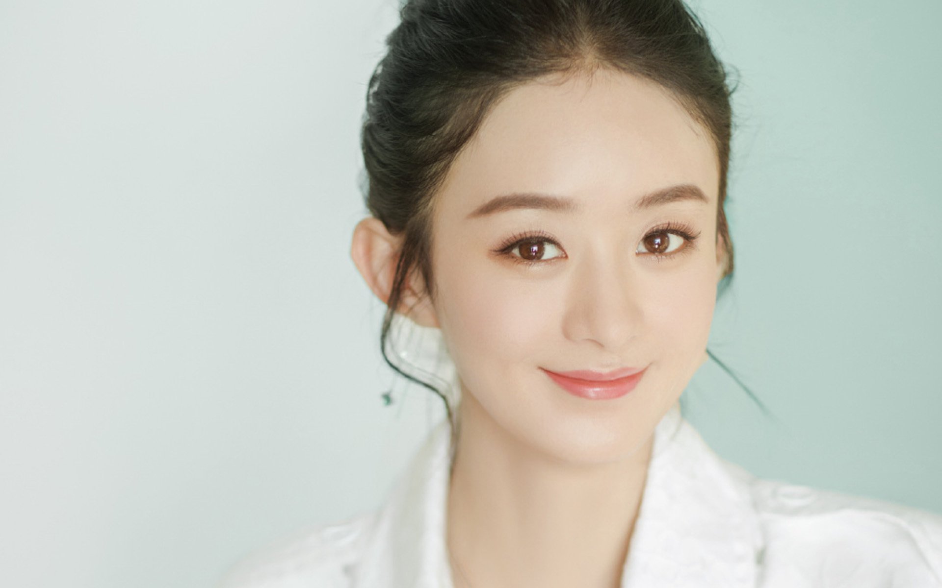 双引擎之夜,当F1决出王座,哈利伯顿点燃赛场